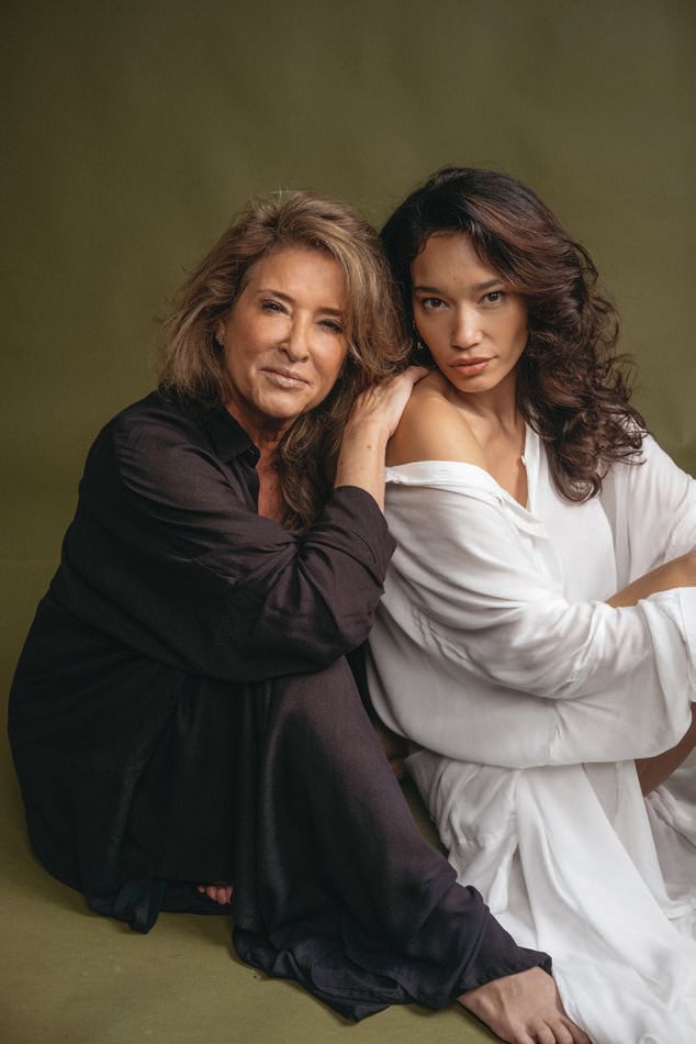 Lotus & Lime mother-daughter duo Kim and Jade Alexis Ryusaki PHOTO BY: CHRIS BALIDIO